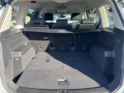 Photo 18 Volkswagen Touran  2.0 TDI 122 7pl