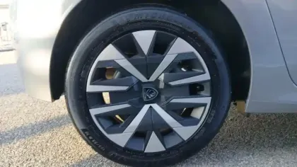 Photo 13 Peugeot 208  PureTech 100 S&S BVM6