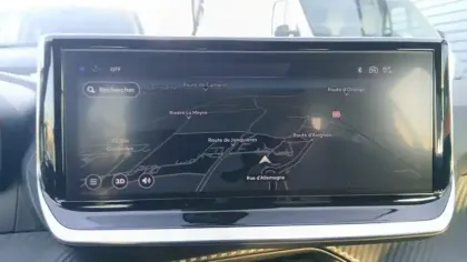 Photo 16 Peugeot 208  PureTech 100 S&S BVM6