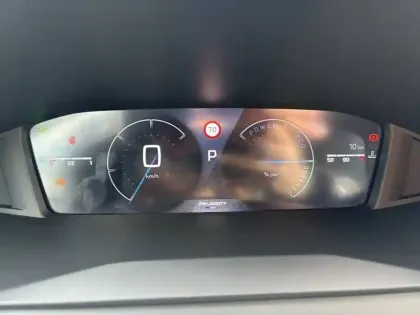 Photo 9 Peugeot 208  Hybrid 110 e-DCS6