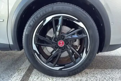 Photo 40 DS DS 7 DS7 Crossback Hybride E-Tense 300 EAT8 4x4