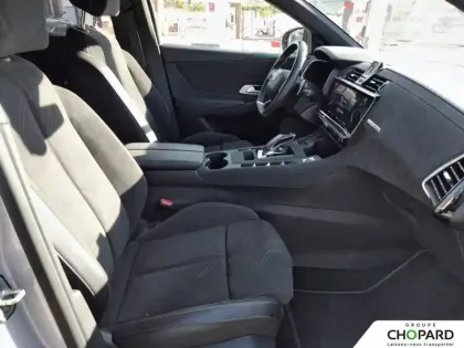 Photo 12 DS DS 7 DS7 Crossback Hybride E-Tense 300 EAT8 4x4