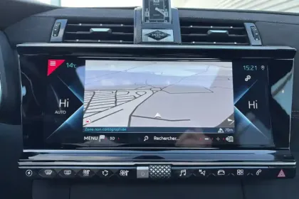 Photo 51 DS DS 7 DS7 Crossback Hybride E-Tense 300 EAT8 4x4