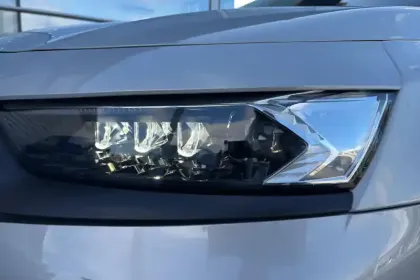 Photo 137 DS DS 7 DS7 Crossback Hybride E-Tense 300 EAT8 4x4