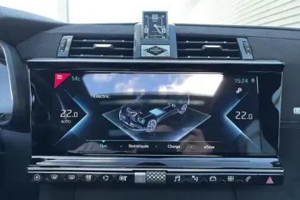 Photo 147 DS DS 7 DS7 Crossback Hybride E-Tense 300 EAT8 4x4