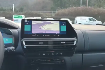 Photo 15 Citroën C5 aircross  Hybride Rechargeable 225 e-EAT8