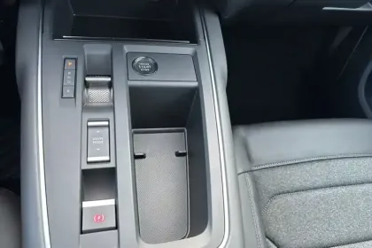 Photo 21 Citroën C5 aircross  Hybride Rechargeable 225 e-EAT8