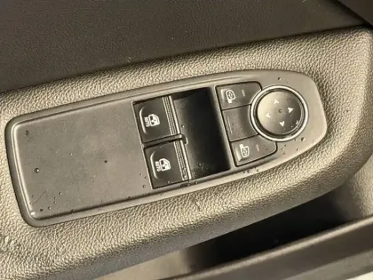 Photo 16 Renault Clio  Blue dCi 100 - 21N