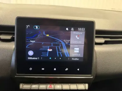 Photo 76 Renault Clio Gén. V (BJA) Ph1 Business 5