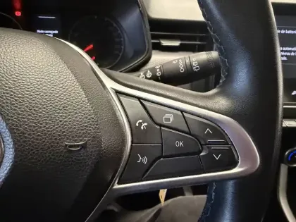 Photo 74 Renault Clio Gén. V (BJA) Ph1 Business 5