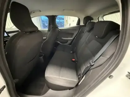 Photo 65 Renault Clio Gén. V (BJA) Ph1 Business 5