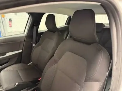 Photo 17 Renault Clio Gén. V (BJA) Ph1 Business 5