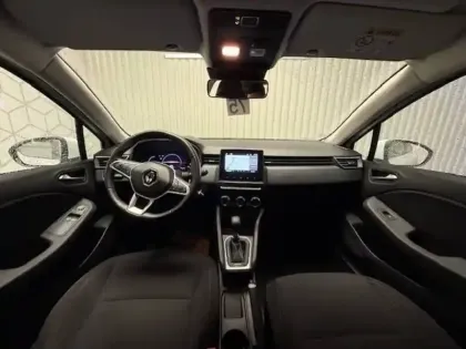 Photo 21 Renault Clio Gén. V (BJA) Ph1 Business 5