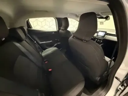 Photo 20 Renault Clio Gén. V (BJA) Ph1 Business 5