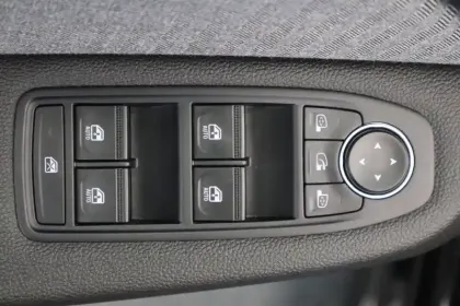 Photo 33 Renault Clio  TCe 90 ch GSR2