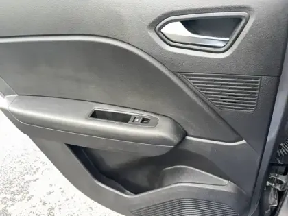 Photo 18 Renault Captur  TCe 90