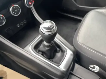 Photo 33 Renault Captur  TCe 90