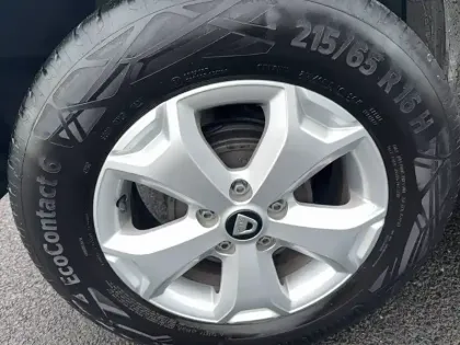 Photo 5 Dacia Duster  ECO-G 100 4x2