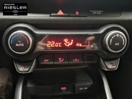 Photo 16 Kia Rio  1.0 T-GDi 120 ch MHEV DCT7