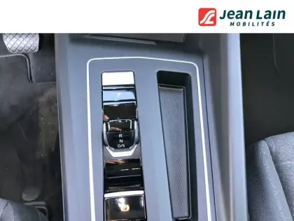 Photo 12 Volkswagen Golf  1.5 eTSI EVO2 116 DSG7