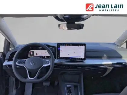 Photo 17 Volkswagen Golf  1.5 eTSI EVO2 116 DSG7