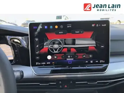 Photo 13 Volkswagen Golf  1.5 eTSI EVO2 116 DSG7