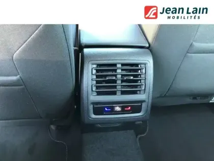 Photo 18 Volkswagen Golf  1.5 eTSI EVO2 116 DSG7