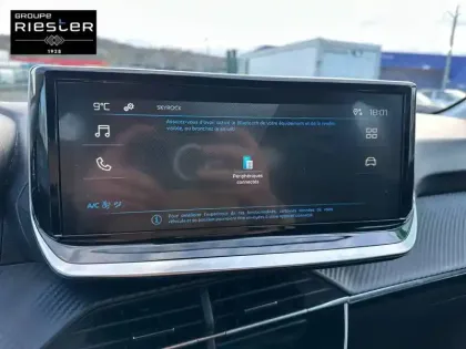 Photo 25 Peugeot 208  PureTech 75 S&S BVM5