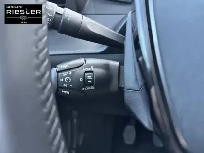 Photo 18 Peugeot 208  PureTech 75 S&S BVM5