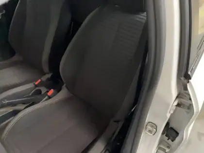 Photo 45 Peugeot 208  PURETECH 75 S&S BVM5