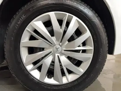 Photo 54 Peugeot 208  PURETECH 75 S&S BVM5