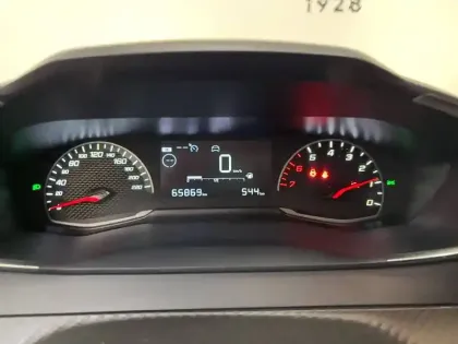 Photo 47 Peugeot 208  PURETECH 75 S&S BVM5