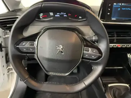 Photo 51 Peugeot 208  PURETECH 75 S&S BVM5