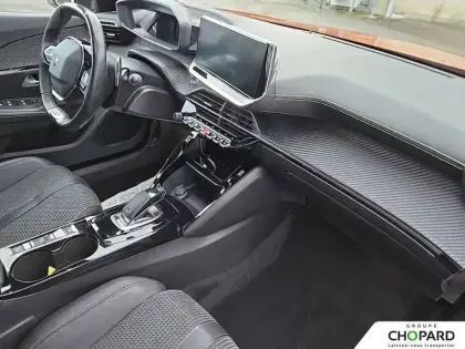 Photo 12 Peugeot 2008  PureTech 130 S&S EAT8