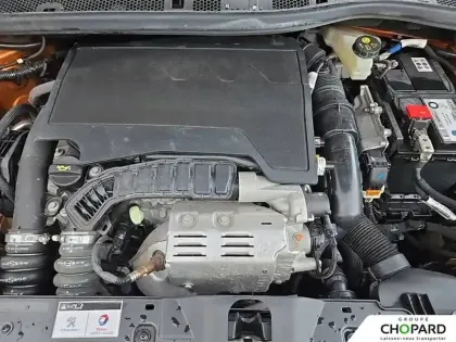 Photo 99 Peugeot 2008  PureTech 130 S&S EAT8