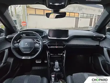 Photo 48 Peugeot 2008  PureTech 130 S&S EAT8