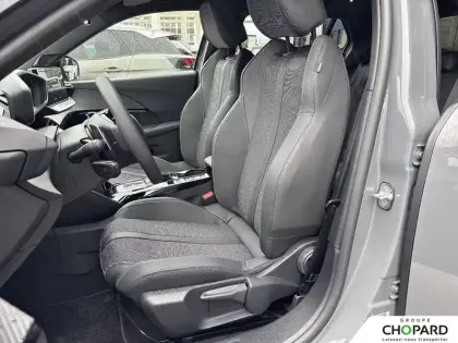 Photo 17 Peugeot 2008  Hybrid 145 e-DCS6