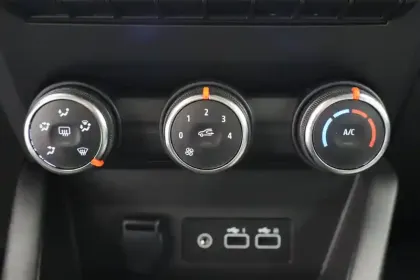 Photo 61 Renault Clio Gén. V (BJA) Ph2 Evolution 5