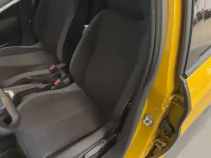 Photo 45 Peugeot 208  PureTech 100 S&S BVM6