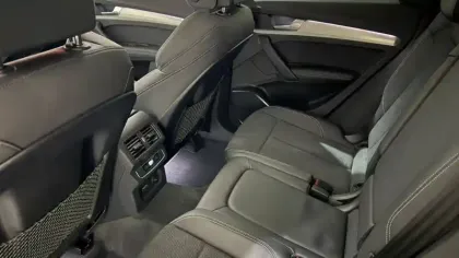 Photo 24 Audi Q5  55 TFSIe 367 S tronic 7 Quattro