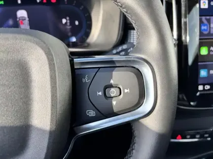 Photo 16 Volvo Xc40  B3 163 ch DCT7