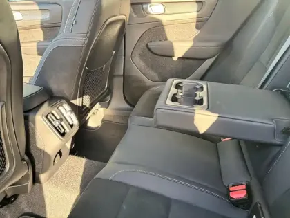 Photo 12 Volvo Xc40  B3 163 ch DCT7