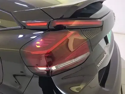 Photo 16 Citroën C4  PureTech 100 BVM6