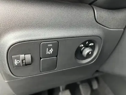 Photo 18 Citroën C3 Gén. III Ph2 YOU! 5