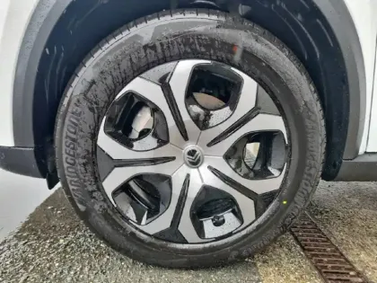 Photo 12 Citroën C3 Aircross  Hybride 145 e-DCS6