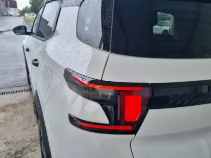 Photo 56 Citroën C3 Aircross  Hybride 145 e-DCS6