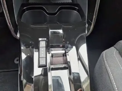 Photo 13 Citroën C3 Aircross  Hybride 145 e-DCS6