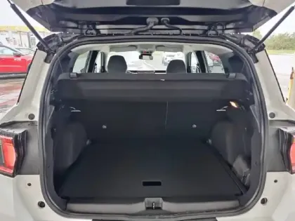 Photo 5 Citroën C3 Aircross  Hybride 145 e-DCS6