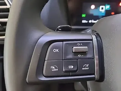 Photo 57 Citroën C4  BlueHDi 130 EAT8