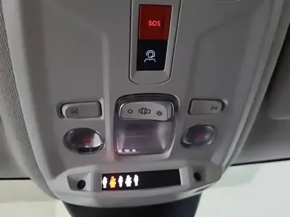 Photo 25 Citroën C4  BlueHDi 130 EAT8